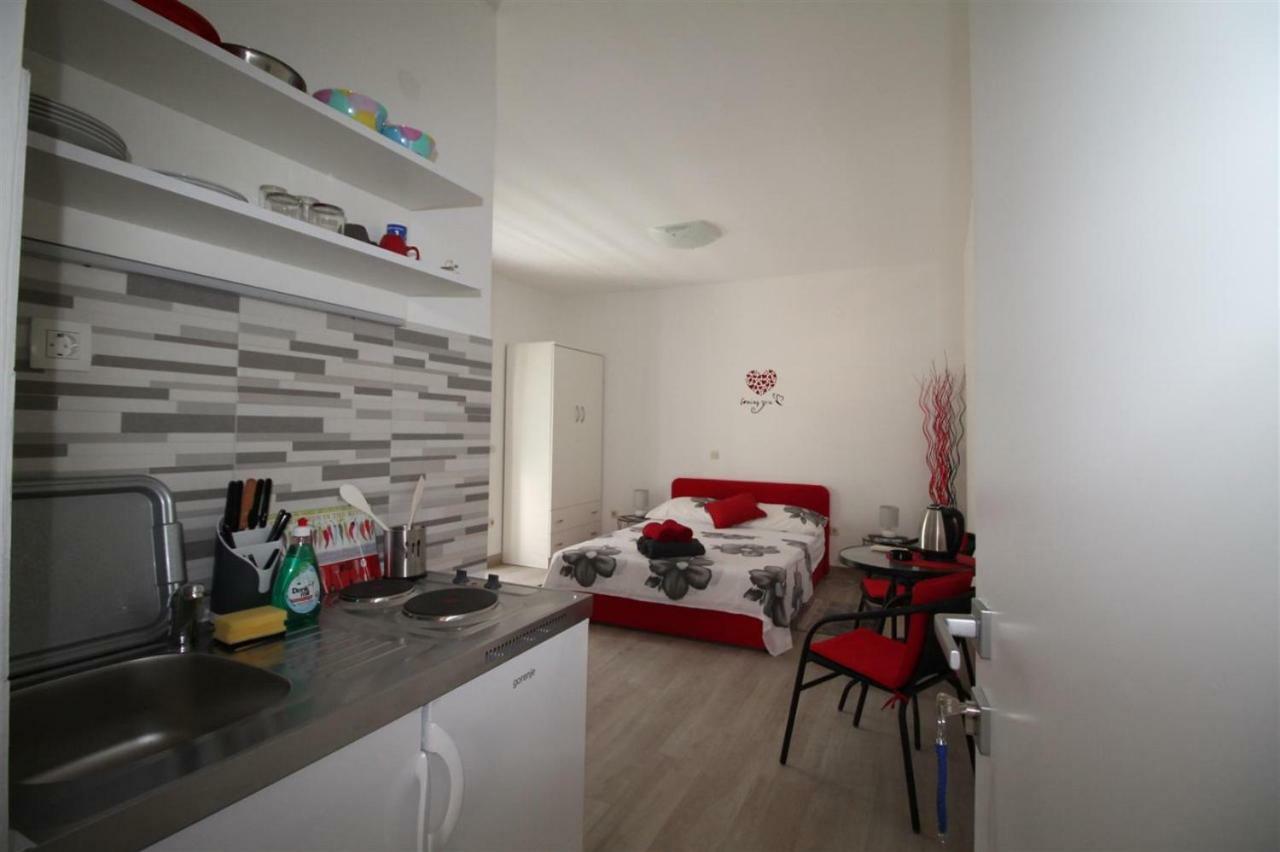 Private Accommodation Carevic Dubrovnik Exterior foto