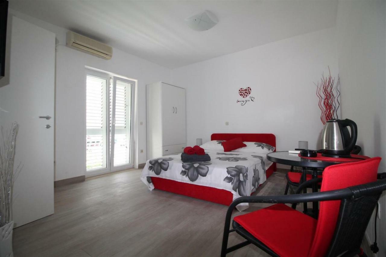 Private Accommodation Carevic Dubrovnik Exterior foto